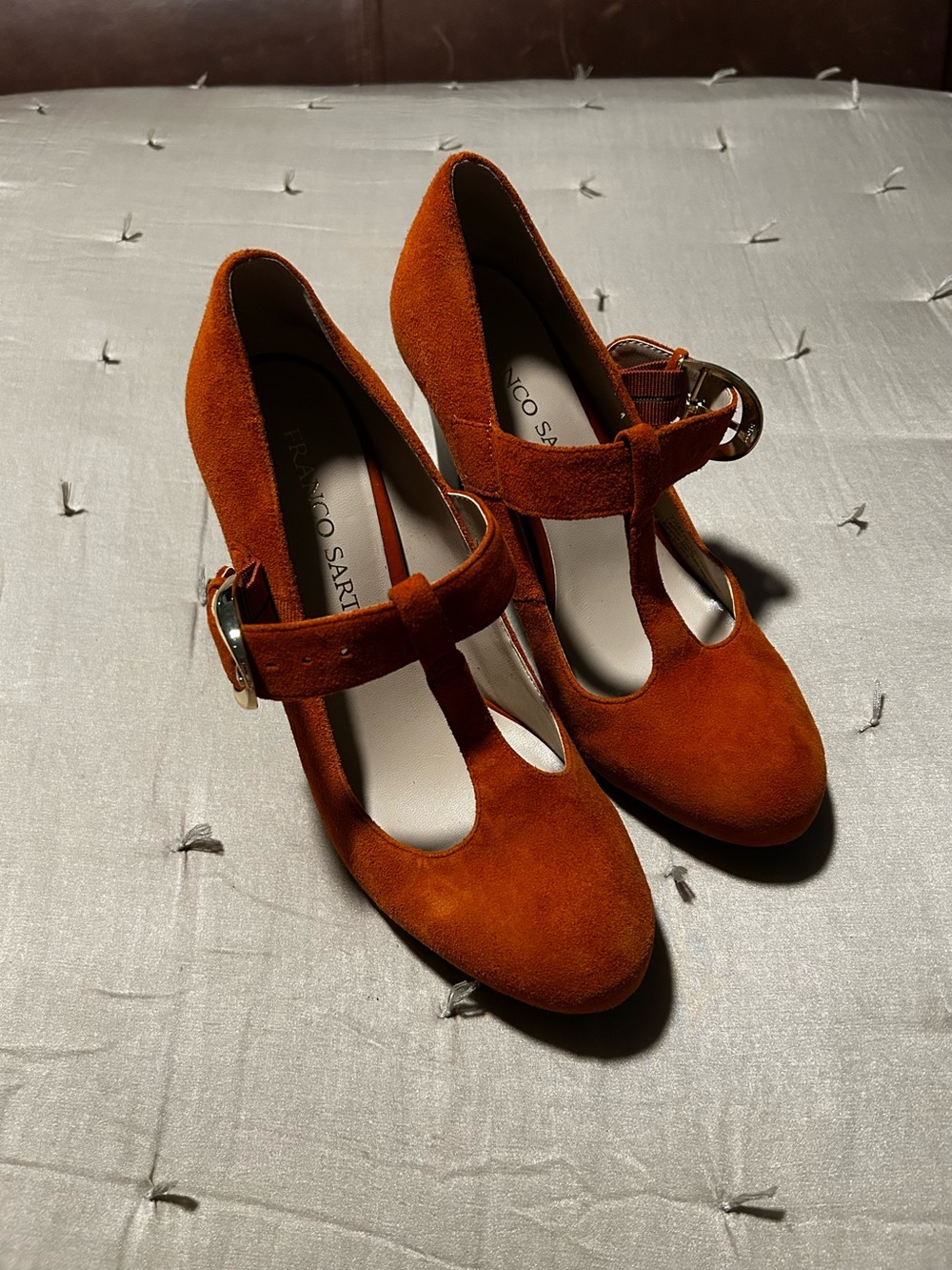 Mary Jane T-strap Pump